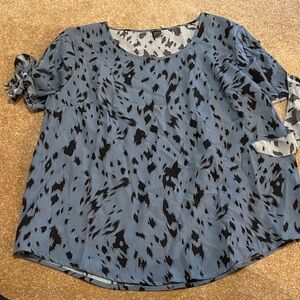 SHEIN. Women’s blouse.